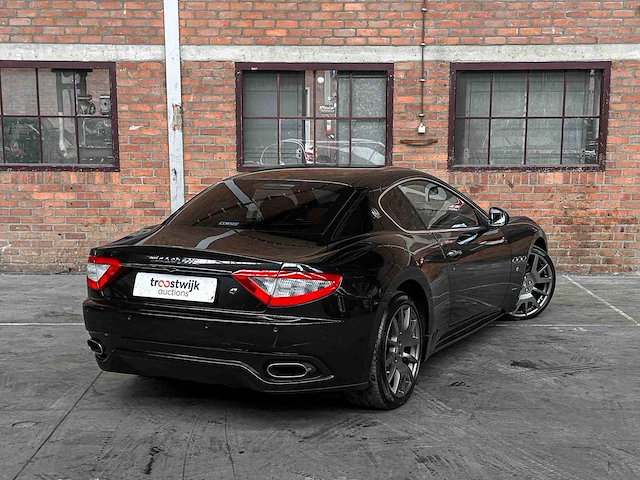 Maserati granturismo s 4.7 v8 440pk mc shift 33.000km 2009 youngtimer - afbeelding 11 van  42