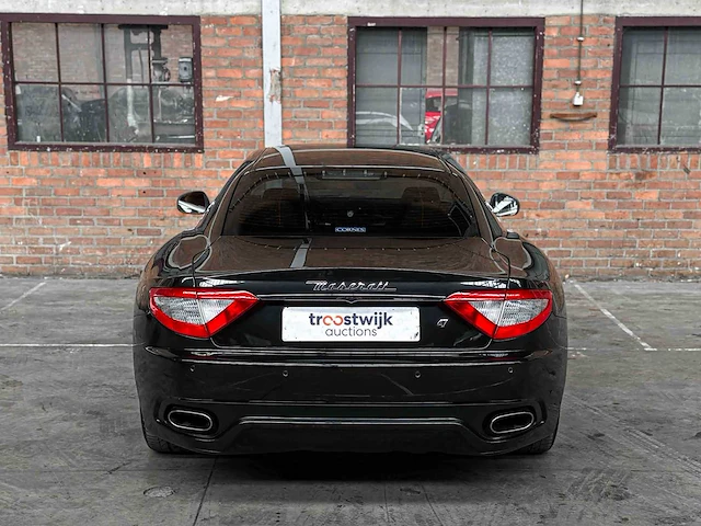 Maserati granturismo s 4.7 v8 440pk mc shift 33.000km 2009 youngtimer - afbeelding 13 van  42