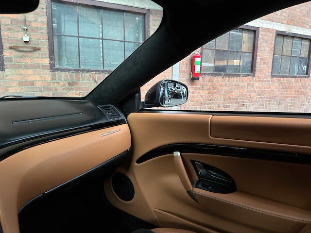 Maserati granturismo s 4.7 v8 440pk mc shift 33.000km 2009 youngtimer - afbeelding 30 van  42