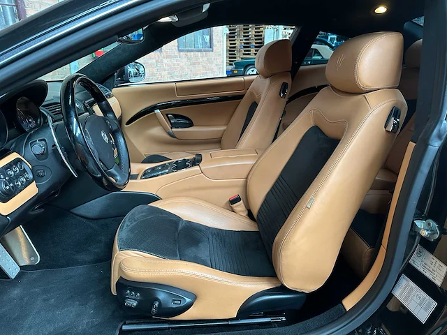 Maserati granturismo s 4.7 v8 440pk mc shift 33.000km 2009 youngtimer - afbeelding 34 van  42