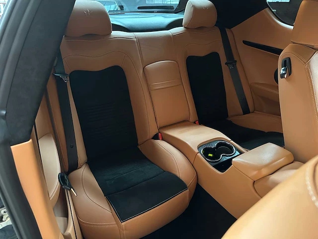 Maserati granturismo s 4.7 v8 440pk mc shift 33.000km 2009 youngtimer - afbeelding 40 van  42