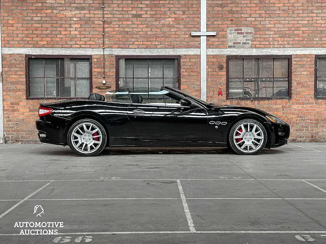 Maserati granturismo spyder 4.2 v8 402pk 2010 - afbeelding 11 van  52