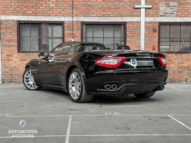 Maserati granturismo spyder 4.2 v8 402pk 2010 - afbeelding 22 van  52