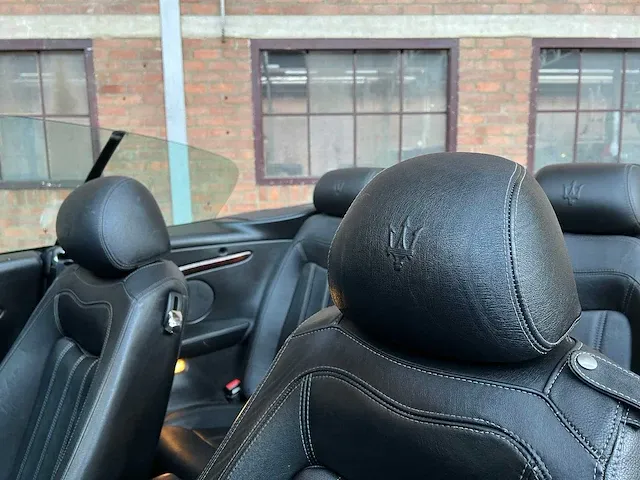 Maserati granturismo spyder 4.2 v8 402pk 2010 - afbeelding 43 van  52