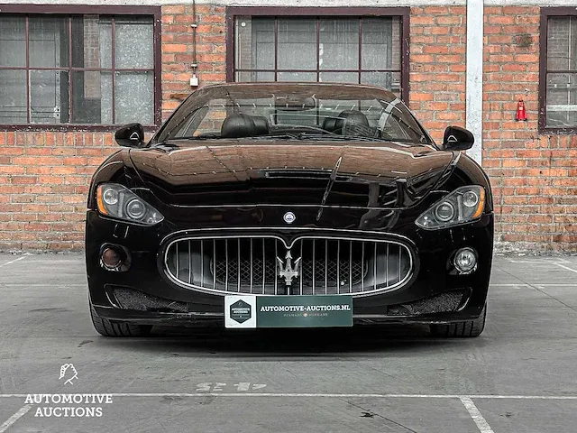 Maserati granturismo spyder 4.2 v8 402pk 2010 - afbeelding 5 van  52