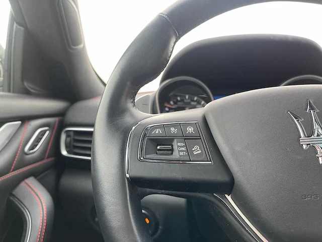 Maserati levante 3.0 v6 awd - 2019 | k-250-dr - afbeelding 9 van  39