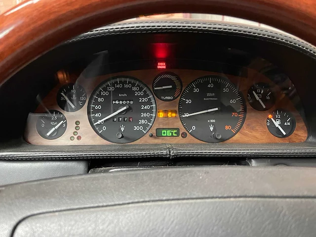 Maserati quattroporte 3.2 v8 334pk 1998, sp-jh-57 - afbeelding 18 van  38
