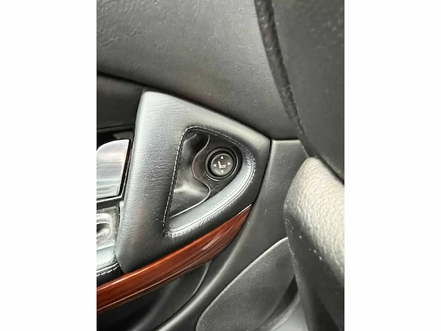 Maserati quattroporte 4.2, automaat, 21-xrl-9 - afbeelding 3 van  16