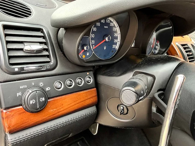Maserati quattroporte 4.2, automaat, 21-xrl-9 - afbeelding 4 van  16
