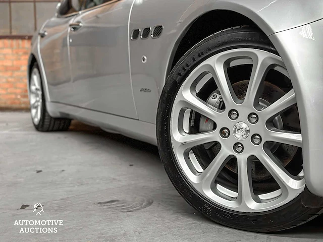 Maserati quattroporte 4.2 duo select 400pk 2006, 61-ldt-4 - afbeelding 2 van  63