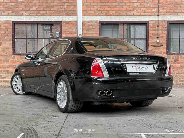 Maserati quattroporte 4.2 v8 400pk 2004 youngtimer - afbeelding 4 van  40