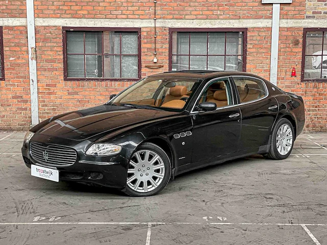 Maserati quattroporte 4.2 v8 400pk 2004 youngtimer - afbeelding 12 van  40