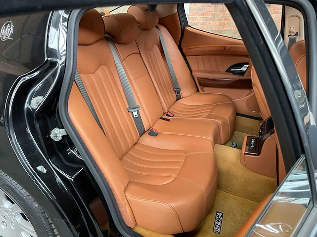 Maserati quattroporte 4.2 v8 400pk 2004 youngtimer - afbeelding 31 van  40