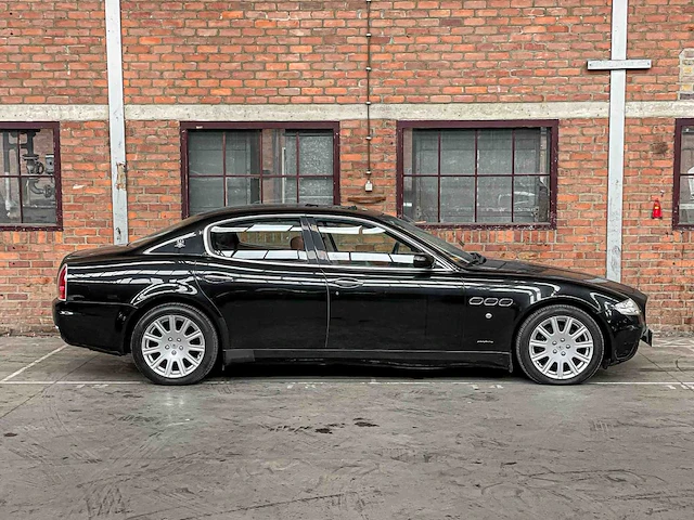 Maserati quattroporte 4.2 v8 400pk 2004 youngtimer - afbeelding 39 van  40