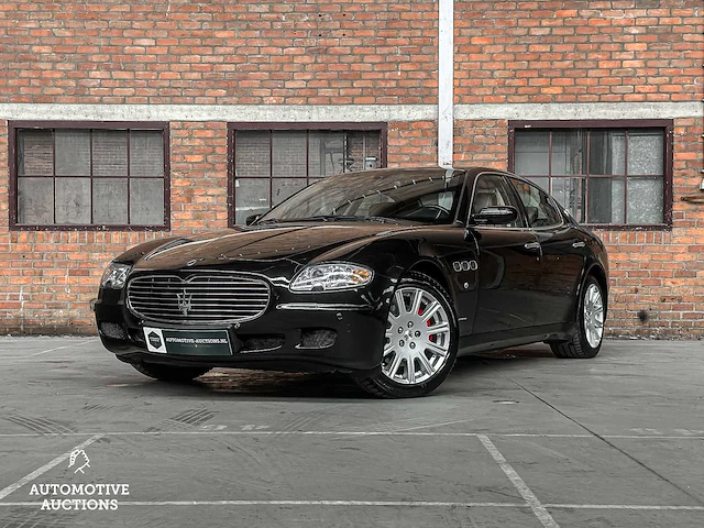 Maserati quattroporte 4.2 v8 400pk 2007 youngtimer - afbeelding 1 van  46