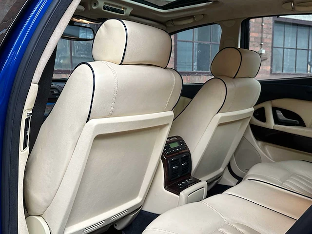 Maserati quattroporte 4.2 v8 400pk 2008 (43.000 km) youngtimer -automaat- - afbeelding 41 van  51