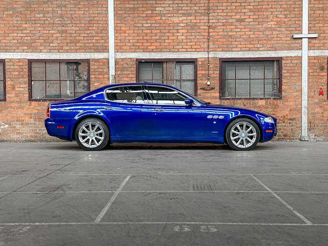 Maserati quattroporte 4.2 v8 400pk 2008 (43.000 km) youngtimer -automaat- - afbeelding 4 van  51