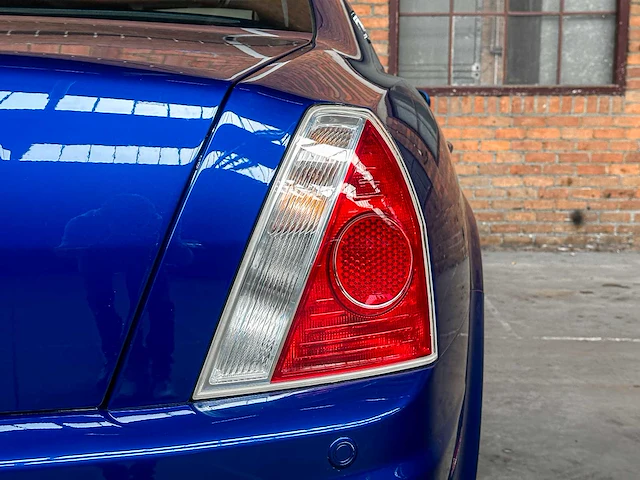 Maserati quattroporte 4.2 v8 400pk 2008 (43.000 km) youngtimer -automaat- - afbeelding 14 van  51