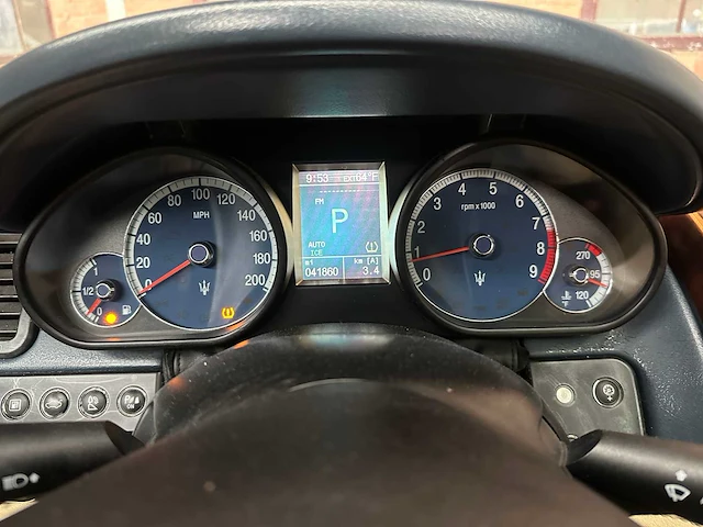 Maserati quattroporte 4.2 v8 400pk 2008 (43.000 km) youngtimer -automaat- - afbeelding 29 van  51