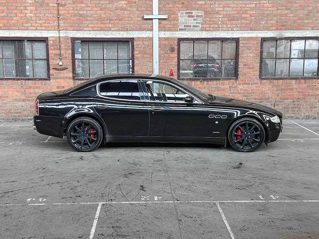 Maserati quattroporte 4.2 v8 400pk zf -automaat- 2007 youngtimer - afbeelding 2 van  47