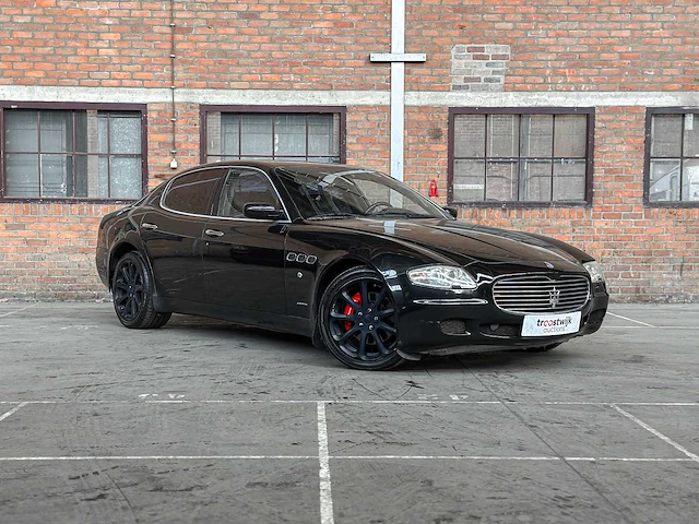 Maserati quattroporte 4.2 v8 400pk zf -automaat- 2007 youngtimer - afbeelding 45 van  47