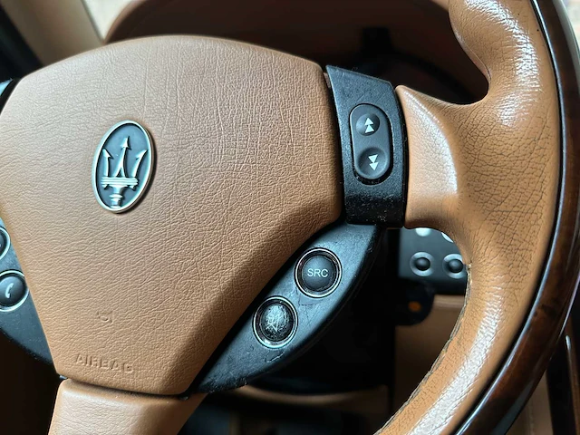 Maserati quattroporte 4.2 v8 400pk zf -automaat- 2008 youngtimer - afbeelding 15 van  43