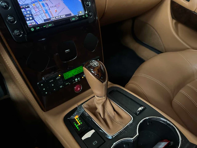 Maserati quattroporte 4.2 v8 400pk zf -automaat- 2008 youngtimer - afbeelding 19 van  43
