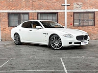 Maserati quattroporte 4.2 v8 400pk zf -automaat- 2008 youngtimer - afbeelding 40 van  43