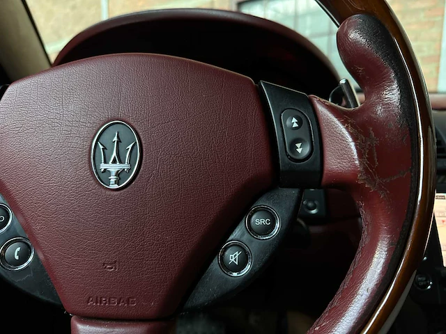 Maserati quattroporte 4.2 v8 400pk zf automaat 2007 youngtimer - afbeelding 15 van  43