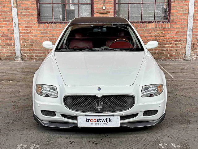 Maserati quattroporte 4.2 v8 400pk zf automaat 2007 youngtimer - afbeelding 34 van  43