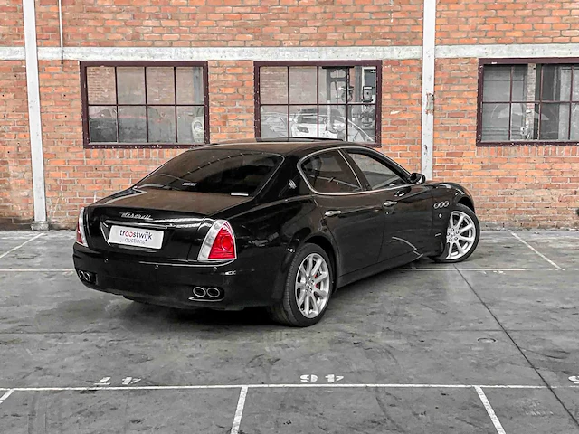 Maserati quattroporte 4.2 v8 400pk zf automaat 2008 youngtimer - afbeelding 12 van  47