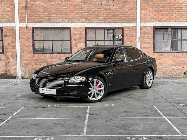 Maserati quattroporte 4.2 v8 400pk zf automaat 2008 youngtimer - afbeelding 2 van  47