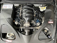 Maserati quattroporte 4.2 v8 400pk zf automaat 2008 youngtimer - afbeelding 46 van  47