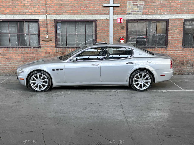 Maserati quattroporte 4.2 v8 401pk 2005, z-476-jx youngtimer - afbeelding 17 van  59