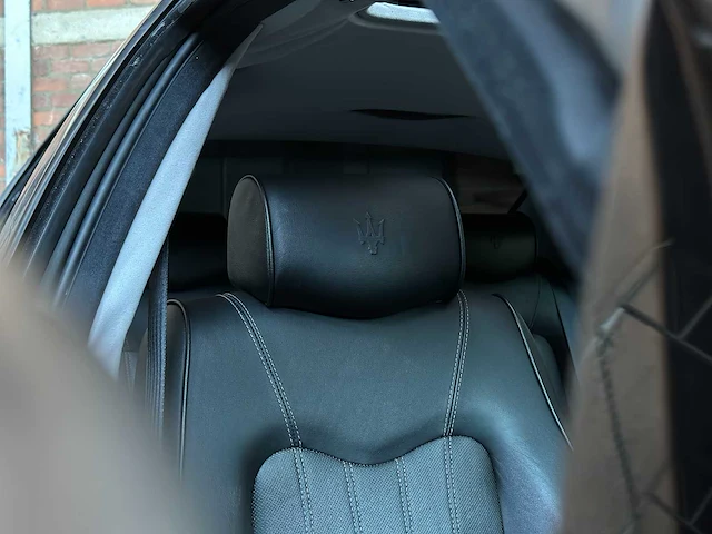Maserati quattroporte 4.2 v8 401pk 2005, z-476-jx youngtimer - afbeelding 56 van  59