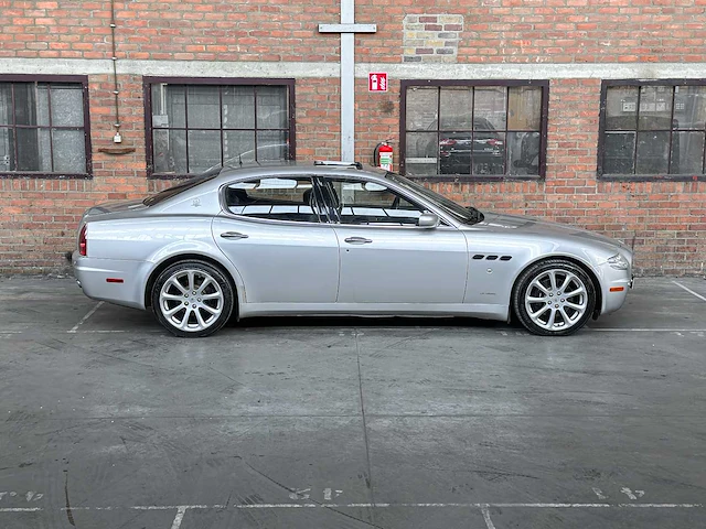 Maserati quattroporte 4.2 v8 401pk 2005, z-476-jx youngtimer - afbeelding 9 van  59