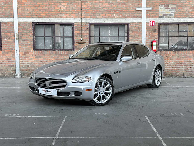 Maserati quattroporte 4.2 v8 401pk 2005, z-476-jx youngtimer - afbeelding 12 van  59