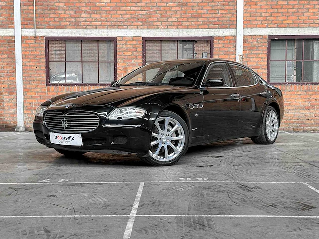 Maserati quattroporte 4.2 v8 (41.000 km) 400pk 2005 -youngtimer- - afbeelding 23 van  42