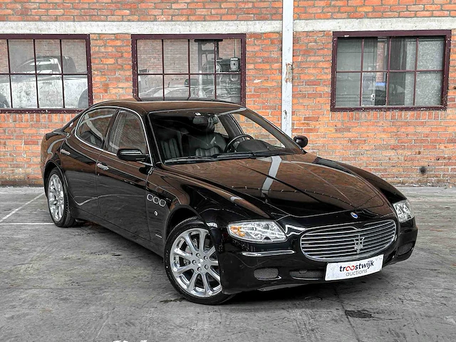 Maserati quattroporte 4.2 v8 (41.000 km) 400pk 2005 -youngtimer- - afbeelding 41 van  42