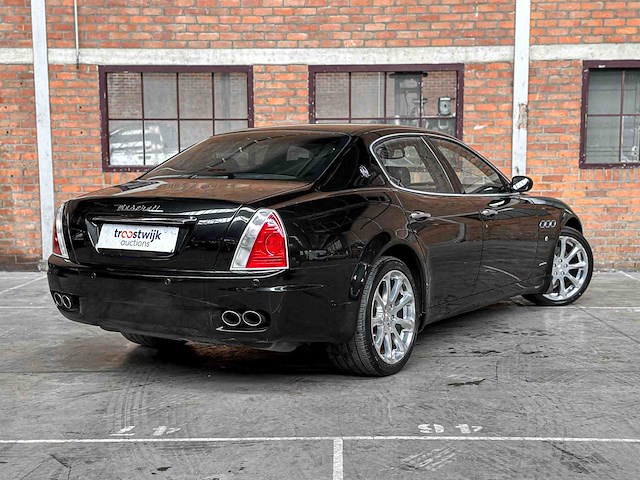 Maserati quattroporte 4.2 v8 (41.000 km) 400pk 2005 -youngtimer- - afbeelding 2 van  42