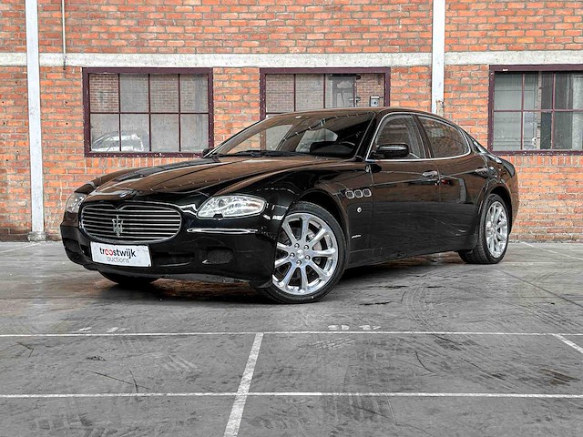 Maserati quattroporte 4.2 v8 (41.000 km) 400pk 2005 -youngtimer- - afbeelding 23 van  42