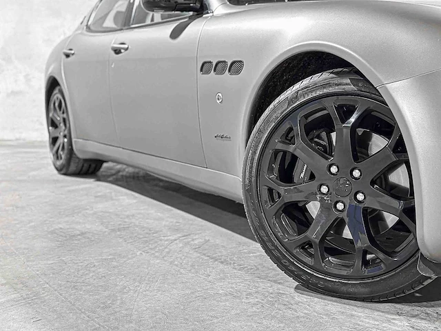 Maserati quattroporte 4.2 v8 duo select 401pk 2005, 13-rl-xn youngtimer - afbeelding 3 van  55
