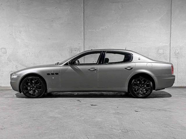 Maserati quattroporte 4.2 v8 duo select 401pk 2005, 13-rl-xn youngtimer - afbeelding 19 van  55