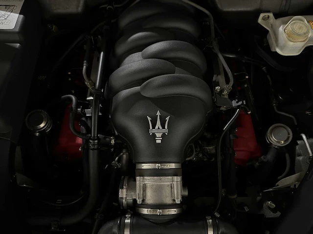 Maserati quattroporte 4.2 v8 duo select 401pk 2005, 13-rl-xn youngtimer - afbeelding 50 van  55