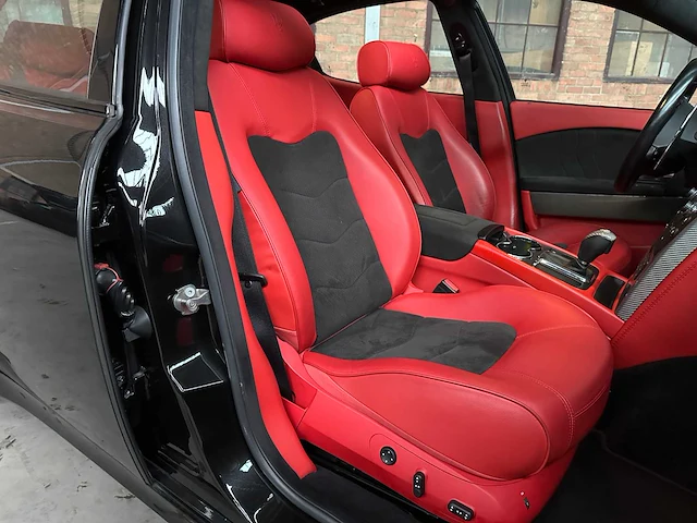 Maserati quattroporte 4.7 v8 440pk sport gts ‘63.000km’ 2010 - afbeelding 37 van  44