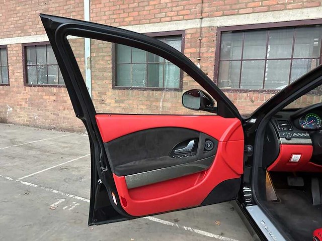 Maserati quattroporte 4.7 v8 440pk sport gts car 2010 - afbeelding 13 van  41