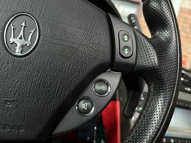 Maserati quattroporte 4.7 v8 440pk sport gts car 2010 - afbeelding 5 van  41