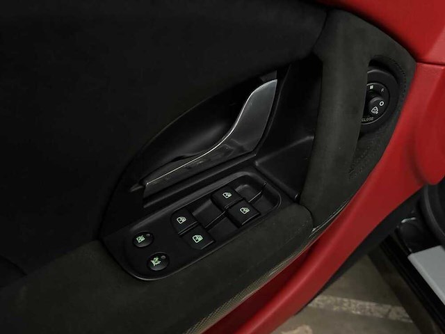 Maserati quattroporte 4.7 v8 440pk sport gts car 2010 - afbeelding 8 van  41