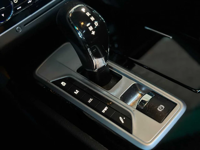 Maserati quattroporte gts 3.8 v8 523pk 2015 - afbeelding 22 van  31