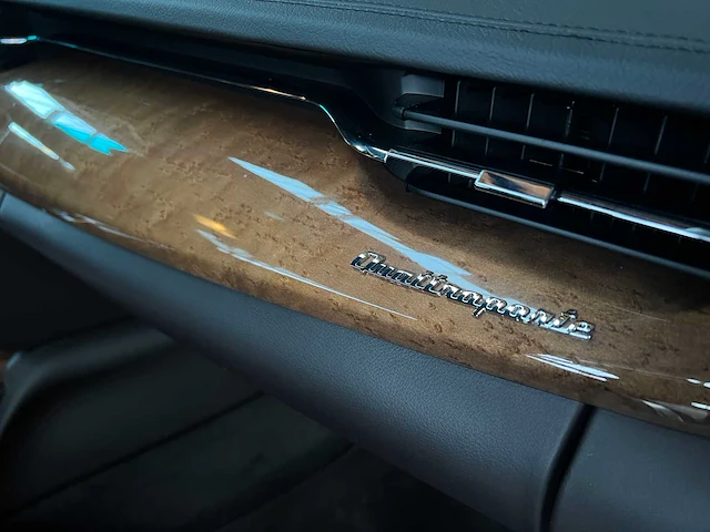Maserati quattroporte gts 3.8 v8 530pk 2013 - afbeelding 50 van  62